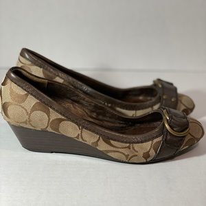 💕Coach Signature Wedges💕